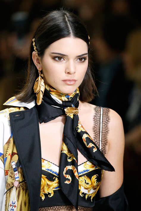 versace collection röcke2017|Versace kendall jenner.